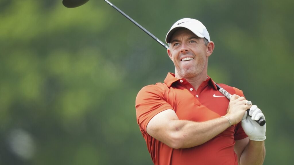 McIlroy tumbles out of Canadian Open with a 78. Champ takes 2-shot lead into the weekend