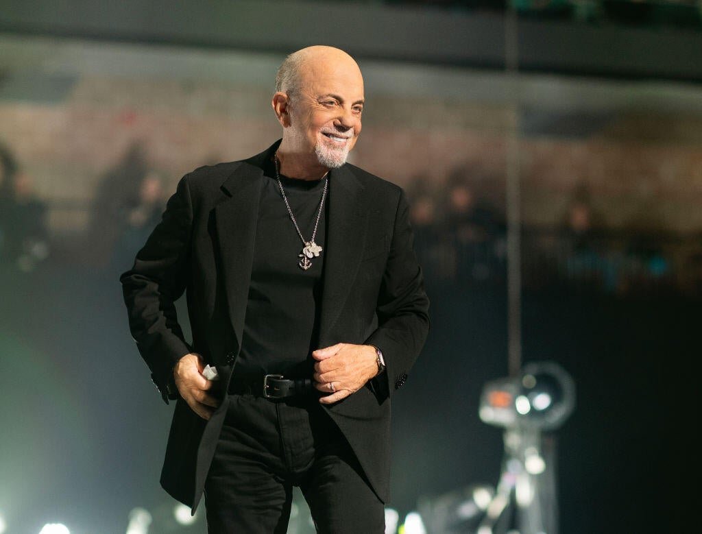 Billy Joel describes symptom of brain condition as “like being on a boat”