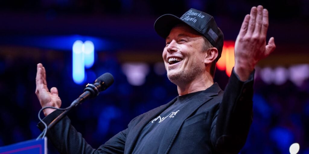 Tesla Says $1 Trillion Pay Deal Is About Keeping Elon Musk’s Attention