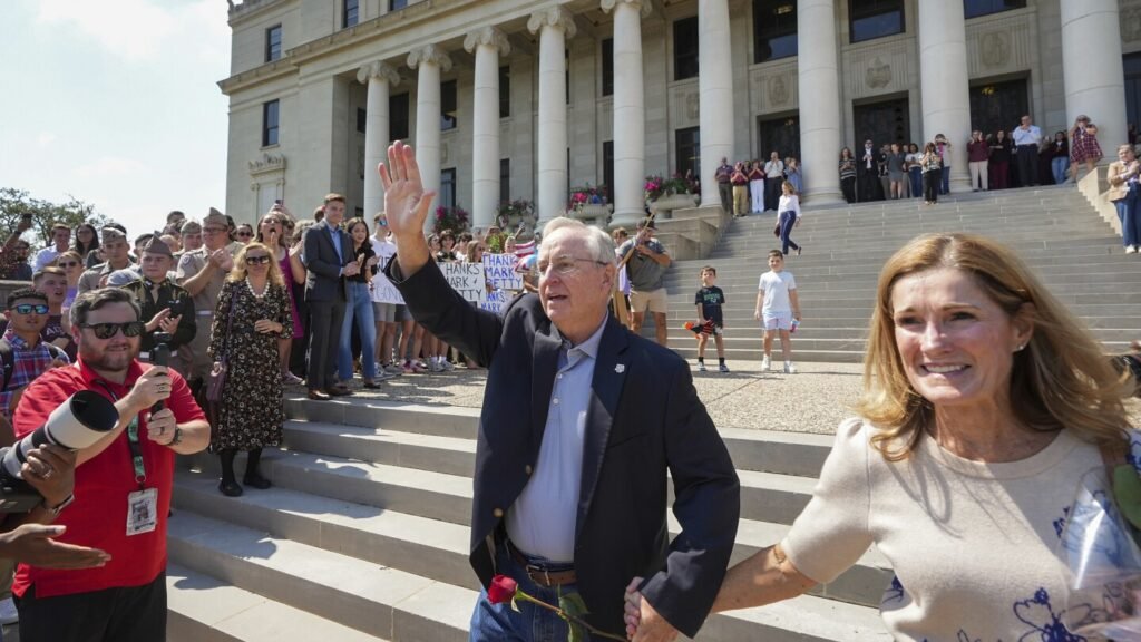 Texas A&M President Mark Welsh Steps Down Amid Video Controversy