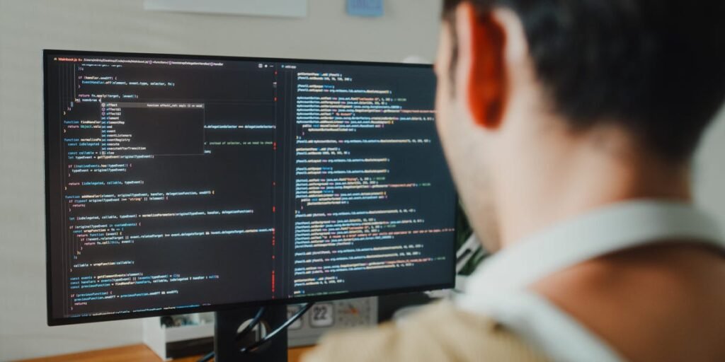 All Engineers Should Be Writing Code, Uber Alum Says