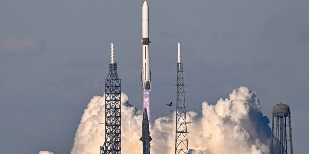 Blue Origin Nails New Glenn Mars Launch, Reusable Booster Landing