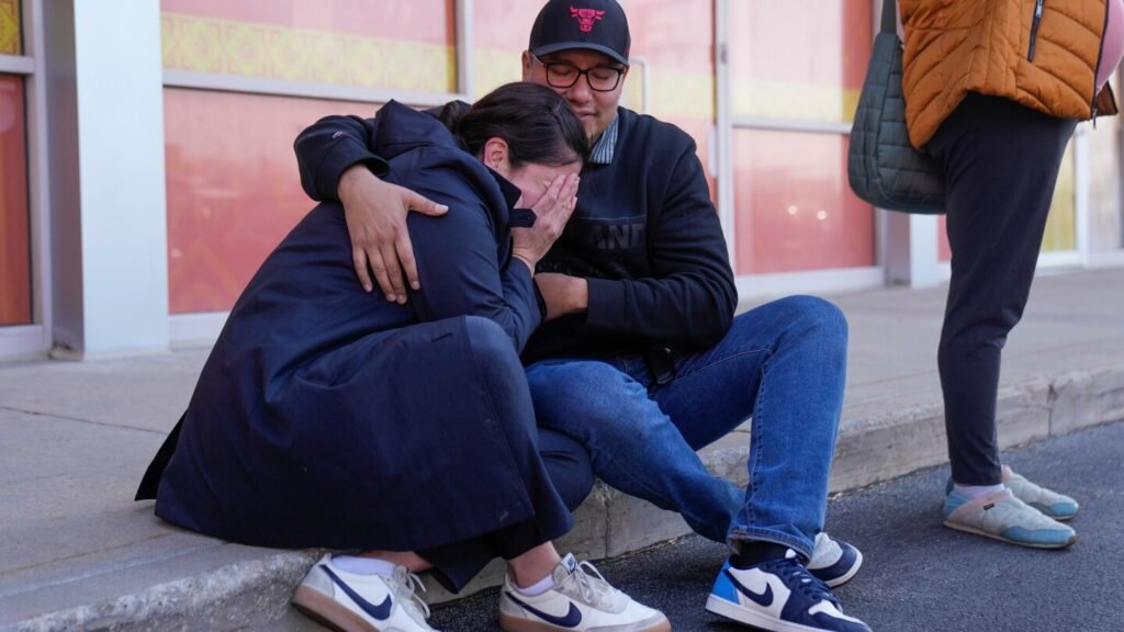 Chicago daycare worker is detained by immigration authorities during drop-off time for kids