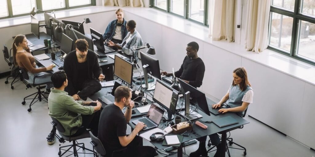 The Top 5 Most Common Ways People Are Using AI in the Workplace