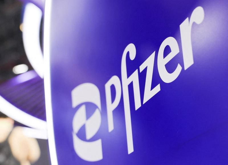 Pfizer’s eczema drug meets main goal in mid-stage trial, plans late-stage study