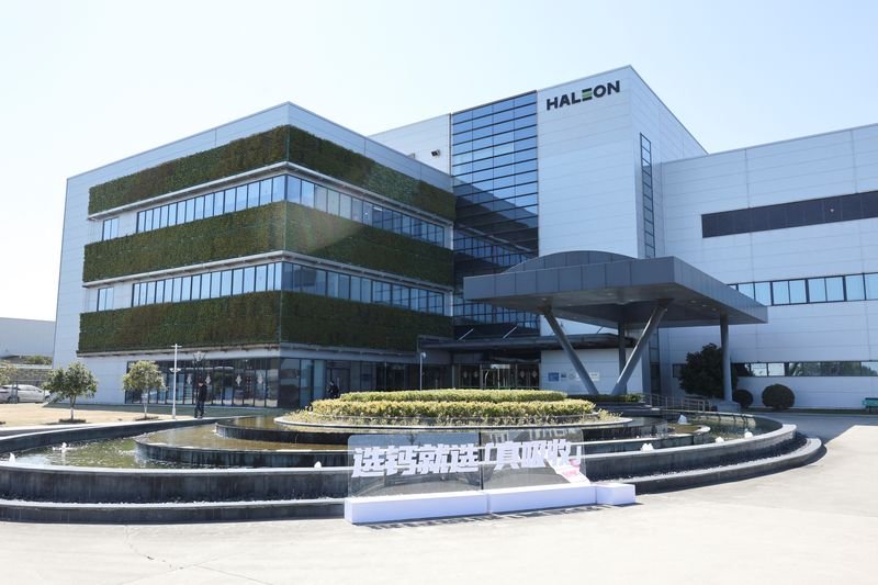 Haleon makes oral-health push in China as other Western brands falter