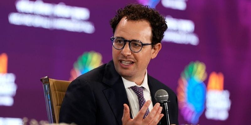 Anthropic’s Claude for Word Is a New Challenge to Microsoft’s Empire