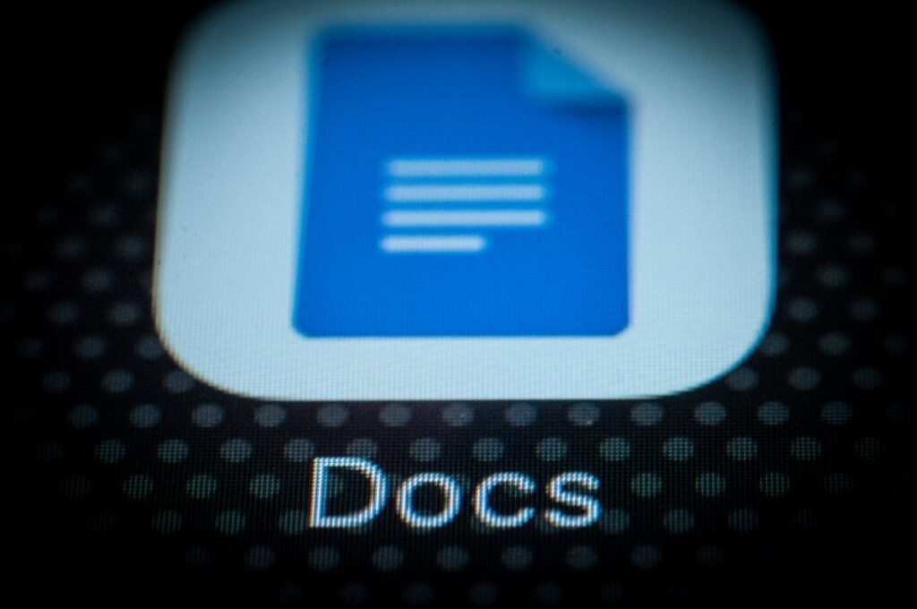 Google adds voice-based prompting to Docs and Keep