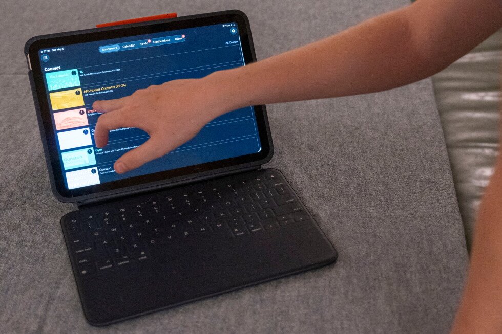 America’s schools face a reckoning on digital devices
