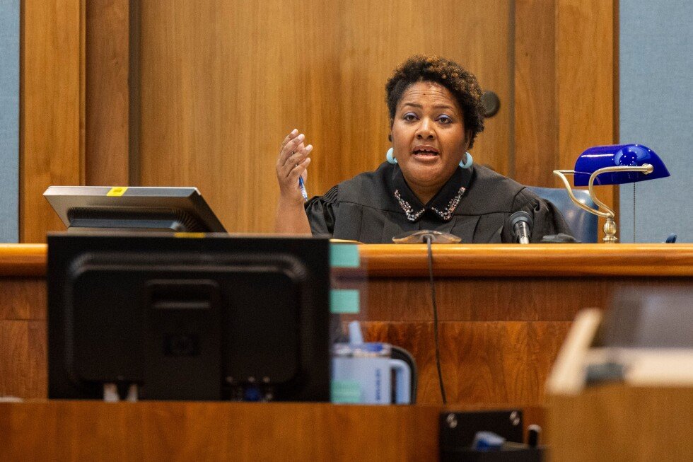 Charges dismissed against former assistant principal accused after teacher shot