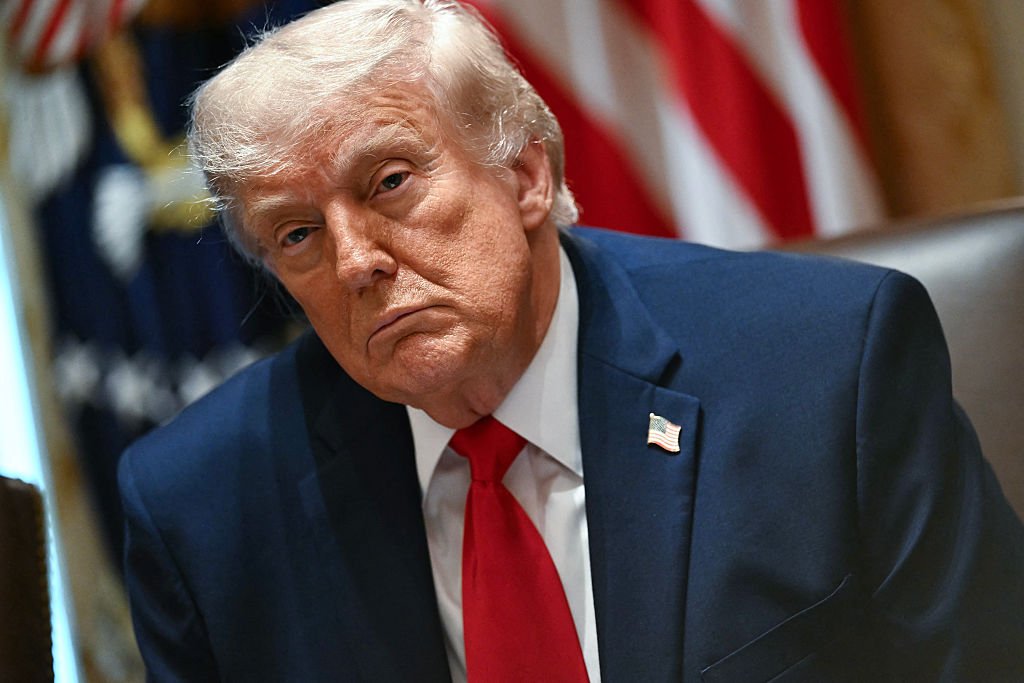 Trump signs narrower executive order on AI oversight after industry objections