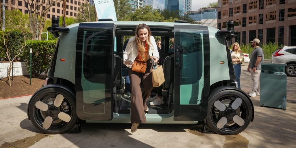 Zoox Grows Number of Active Users As Robotaxi Wars Continue