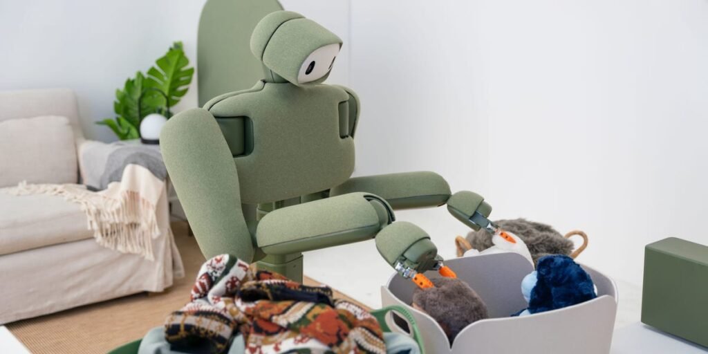 Silicon Valley Races to Train Robots, Starting With Laundry-Folding