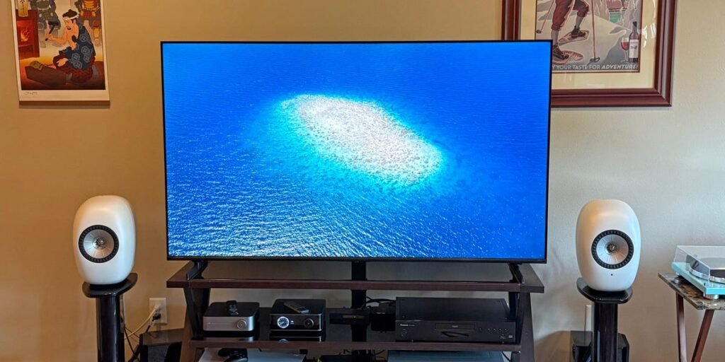 Hisense U6SF Pro TV Review: a Budget QLED That Holds up in Bright Rooms