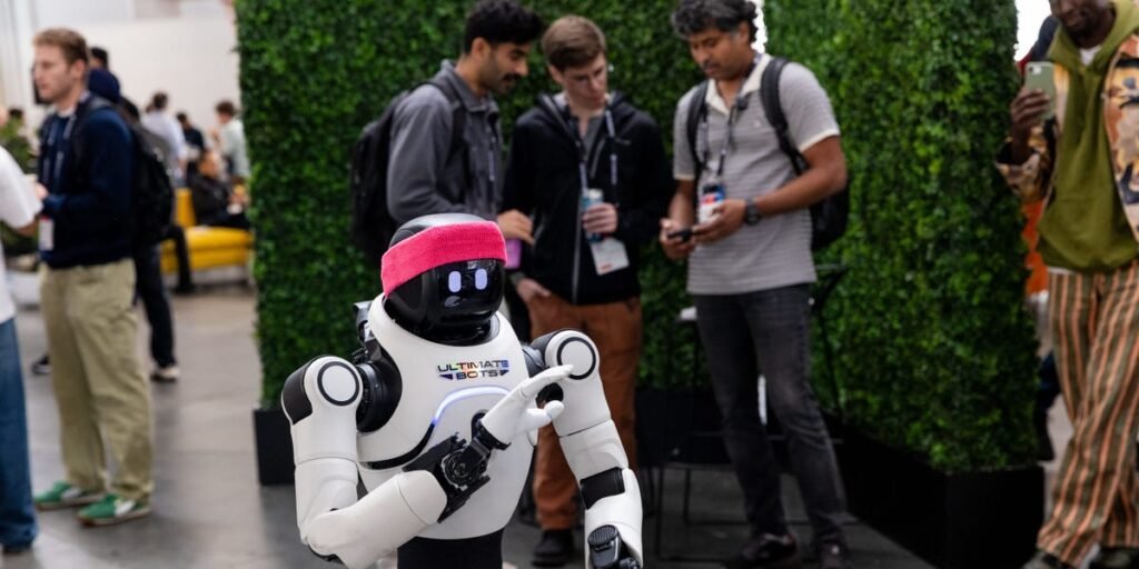 Silicon Valley’s Hottest Robotics Conference Actuate Had Few Robots